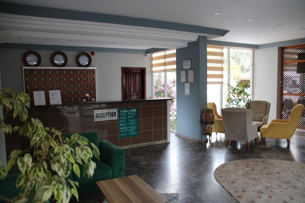 Апартаменты Side Spring 3*