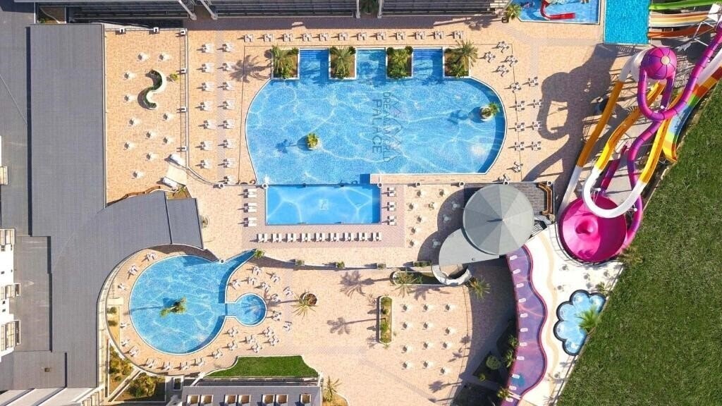 Апартаменты Dream World Palace (ex. Golden Imperial, Hestia Resort & Spa, Grand Pearl Beach Resort & Spa) 5*