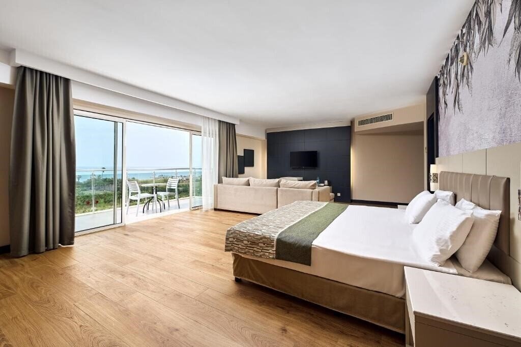 Вид Seaden Sea World Resort & SPA 5*