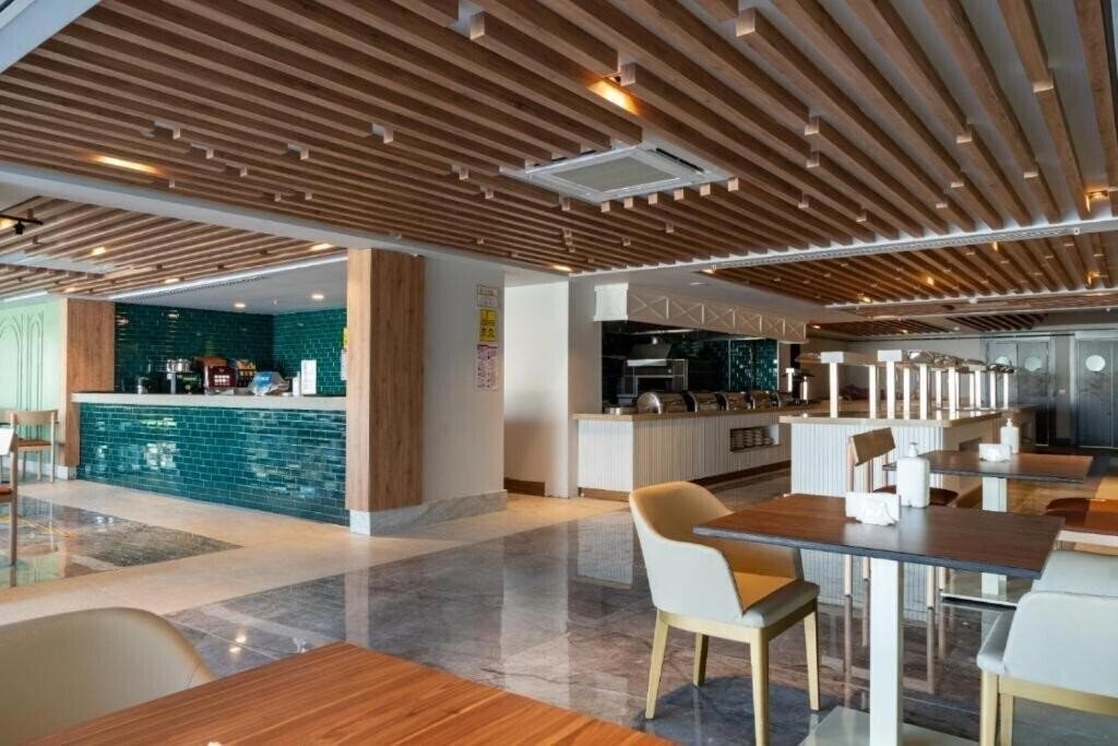 Картинка Side Square Hotel 4*