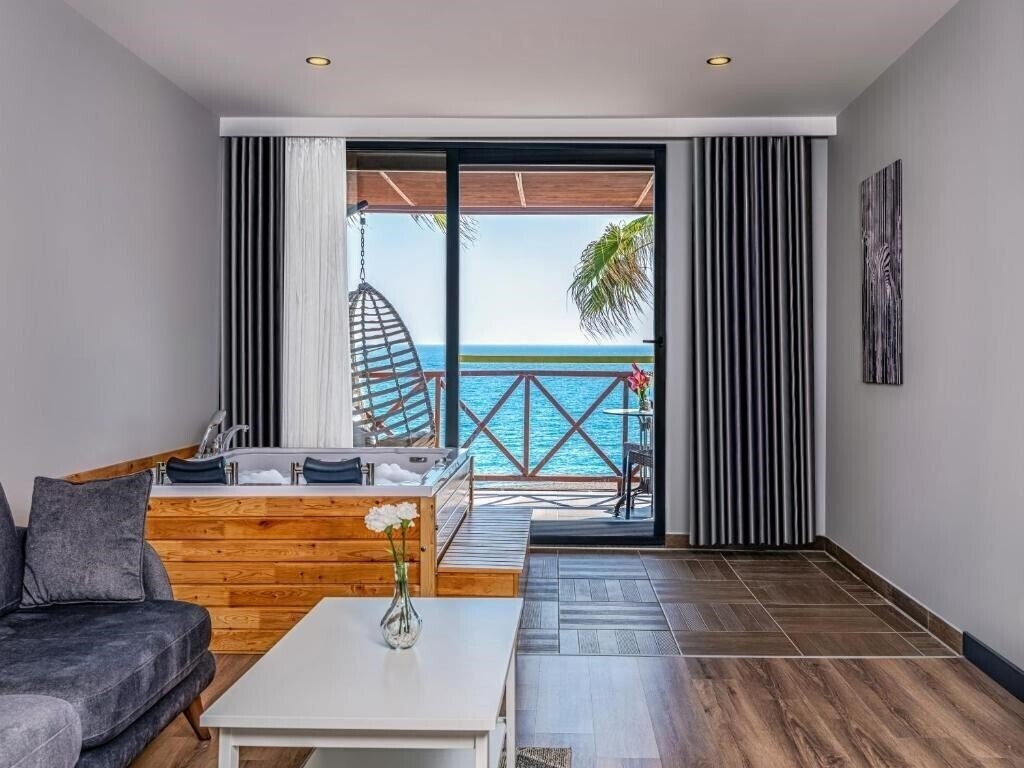 Вид Adora Calma Beach Hotel (Adults Only) 4*