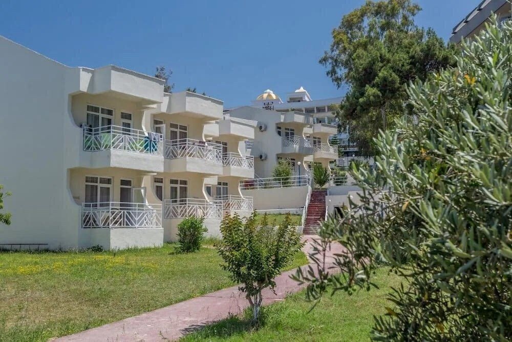 Фото Heavens Beach Apart 3*