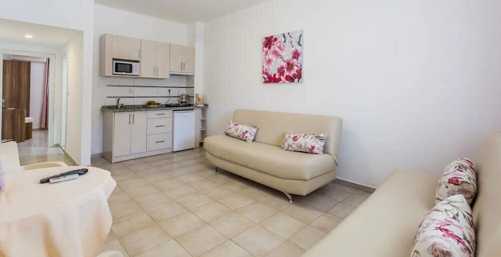 Апартаменты Heavens Beach Apart 3*