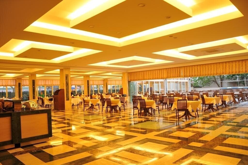 Панорама Nerton 4*