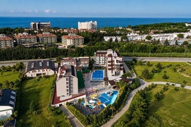 Горящие туры в Турцию  из  Братиславы