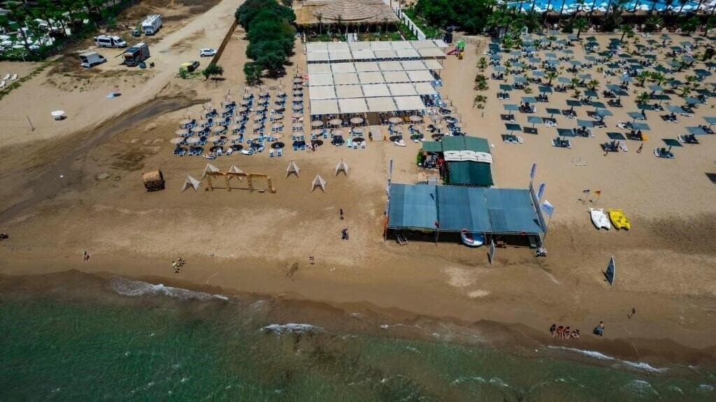 Апартаменты Dream Water World Hotel 5*