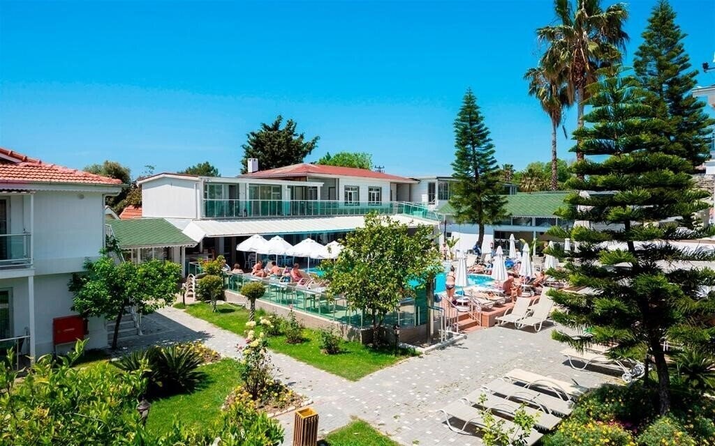 Апартаменти Clover Magic Altinkum Park Side (ex. Altinkum Park Hotel) 3*