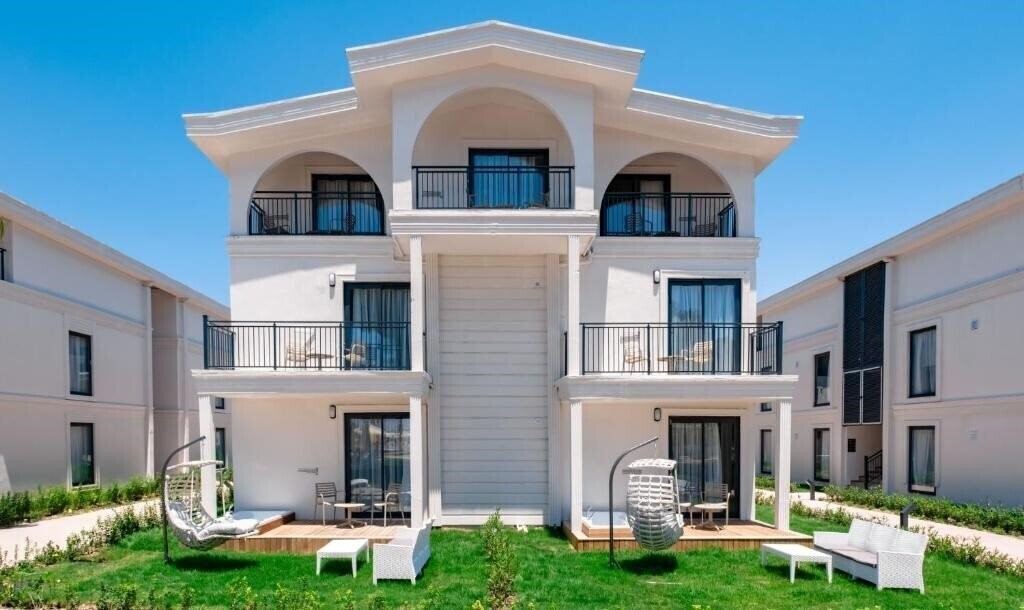 Фотография Benata Hotel 5*