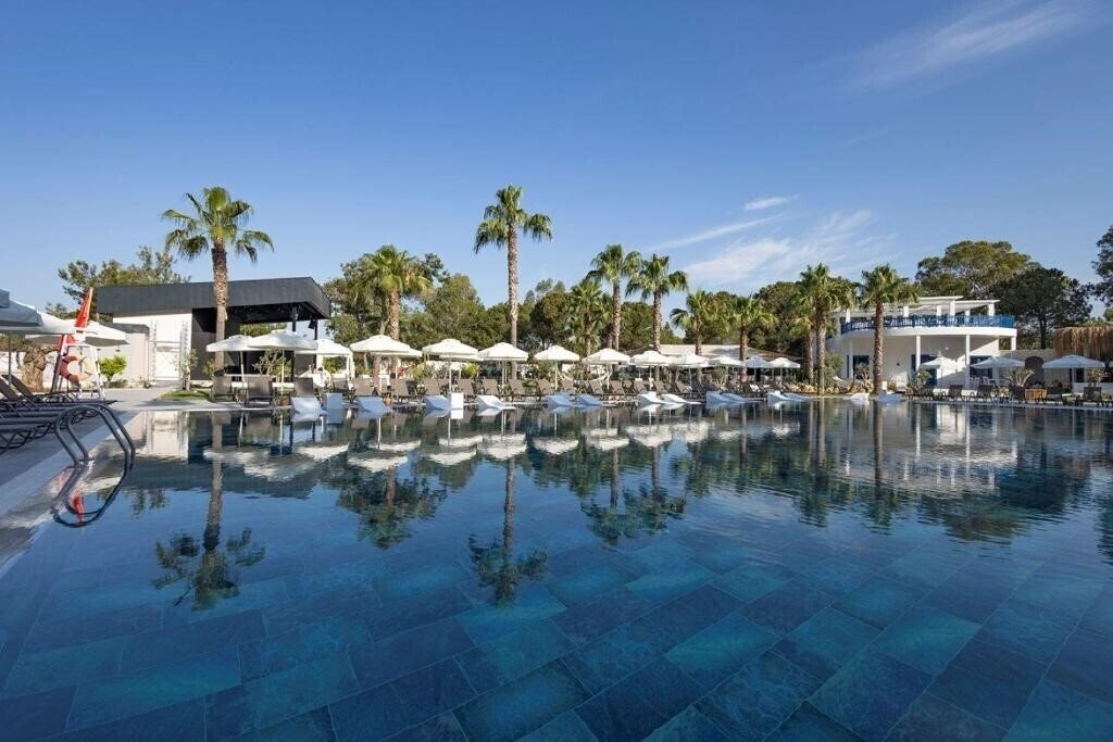 Фотография Berry Blue Hotel (ex. Berry Hotels, Berry Hotels Sorgun, Maya World Side, Maya World Side Jordan ) 5*