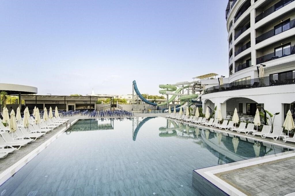 Вид Side Moon Palace 5*