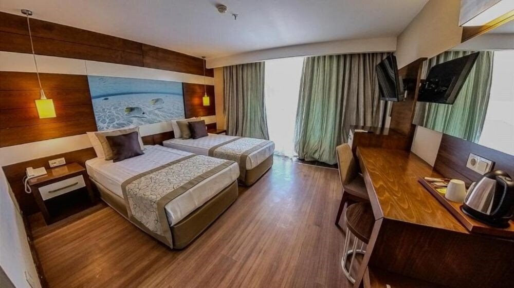 Вид Adella Side Hotel 4*