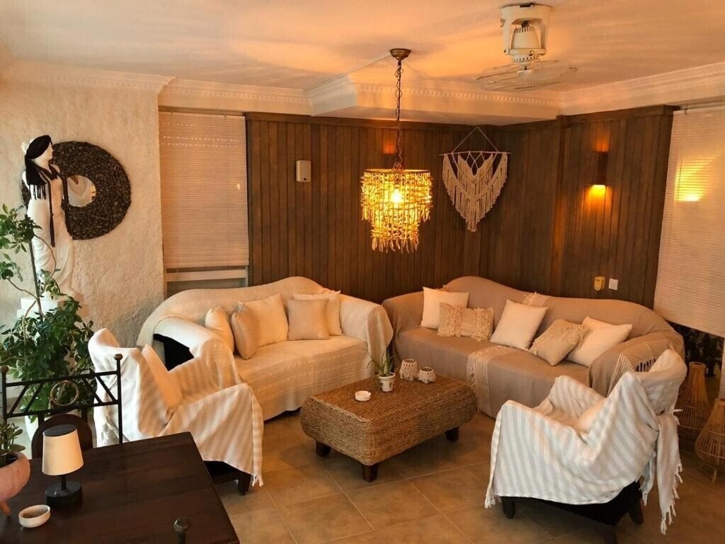 Вид Conny's Boutique Hotel 3*