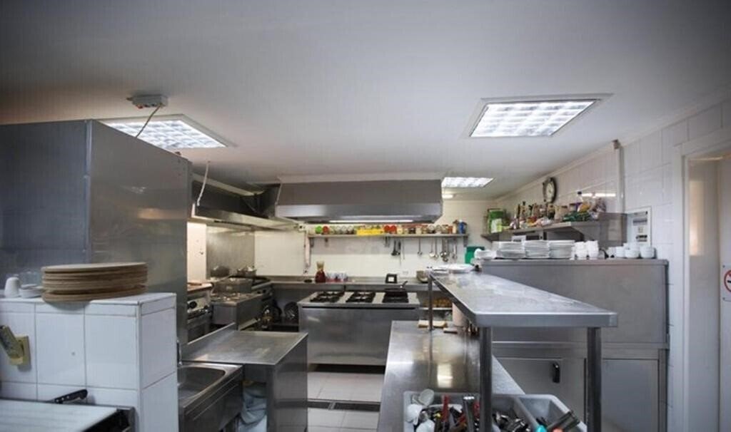 Панорама Conny's Boutique Hotel 3*