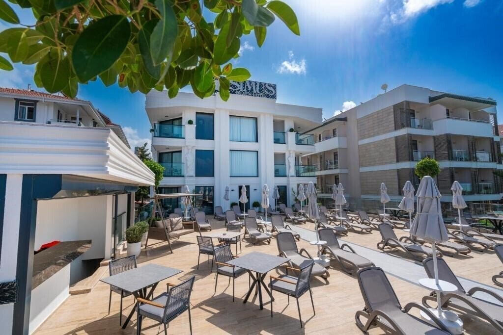 Территория Simus Beach Hotel 2*