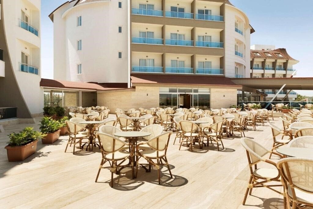 Вид Ramada Resort by Wyndham Side (ex. Ramada Resort Side, 	The Colours West) 5*