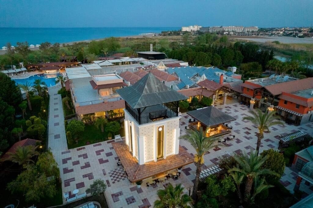 Апартаменти Felicia Village 5*