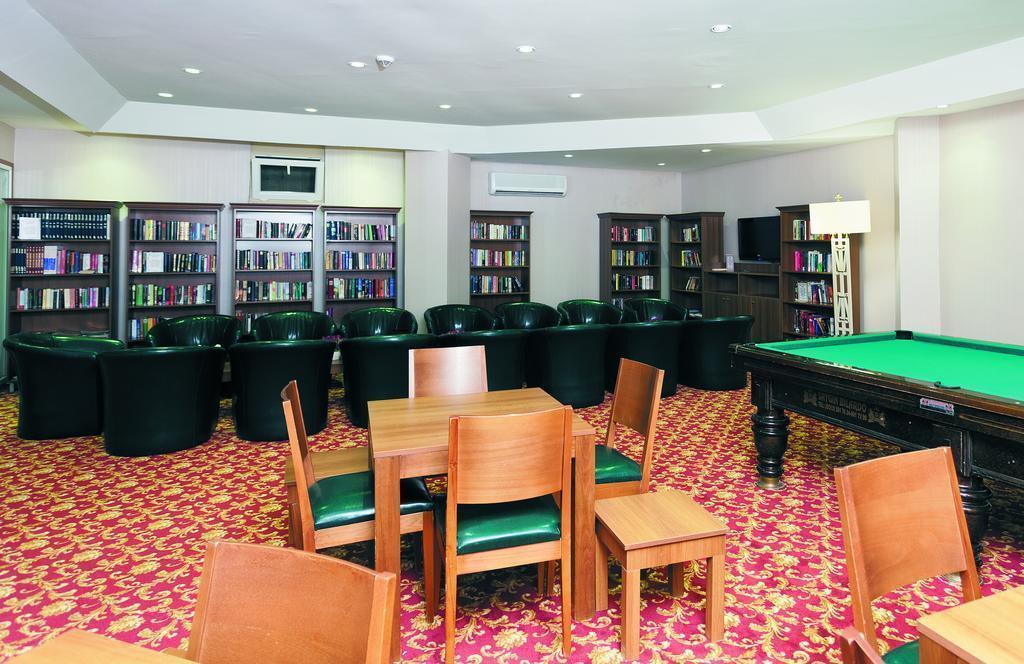 Вид Febeach Hotel 4*