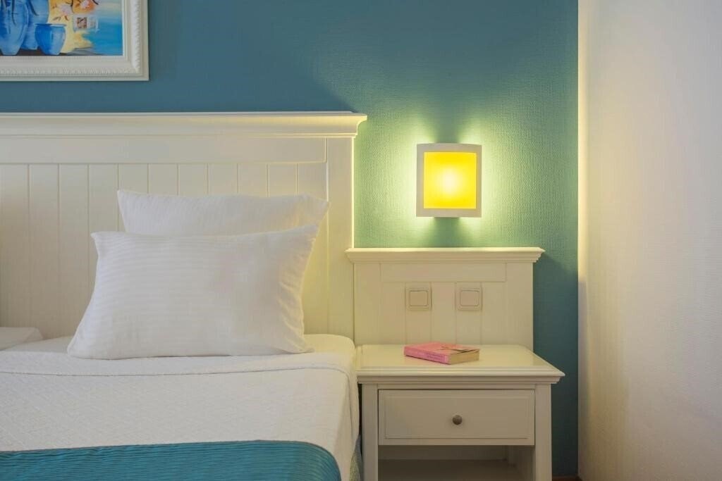 Апартаменты Terrace Beach Resort 5*