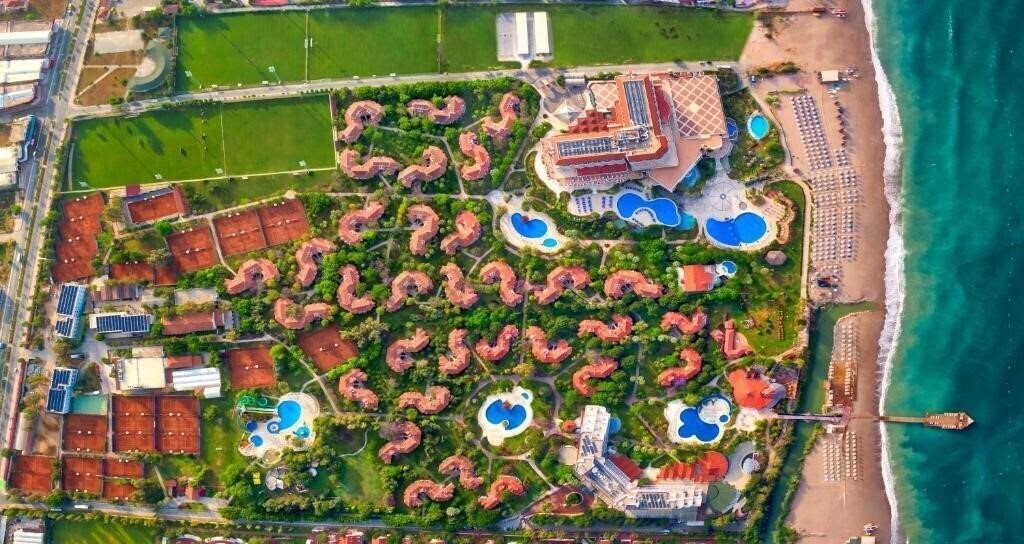 Картинка Starlight Resort Hotel 5*