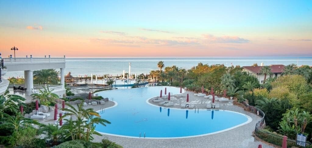 Апартаменты Starlight Resort Hotel 5*