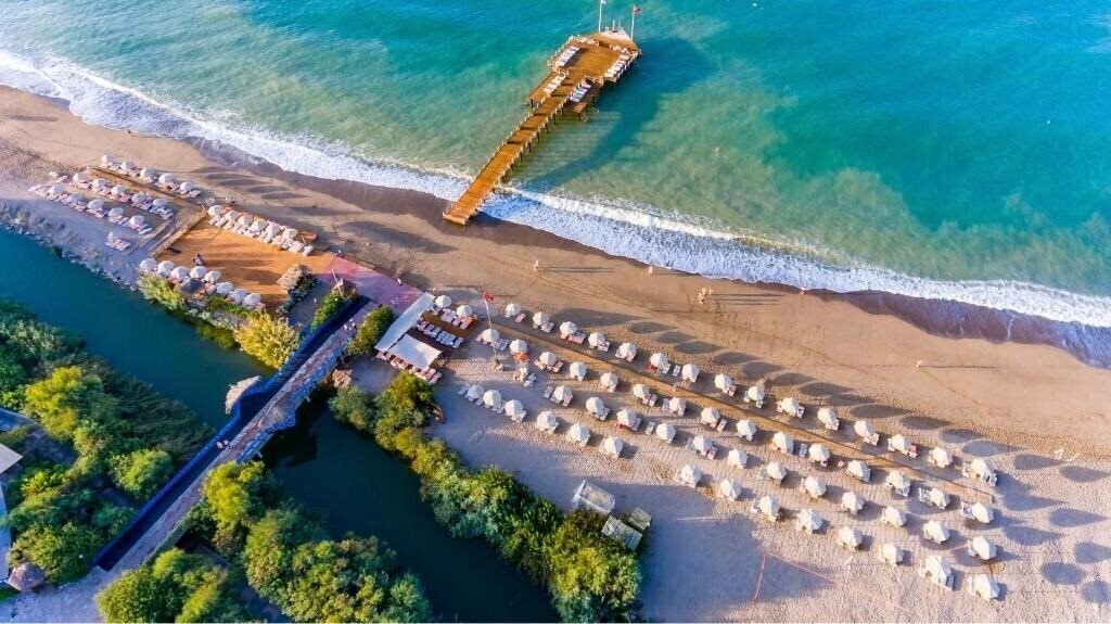 Панорама Starlight Resort Hotel 5*