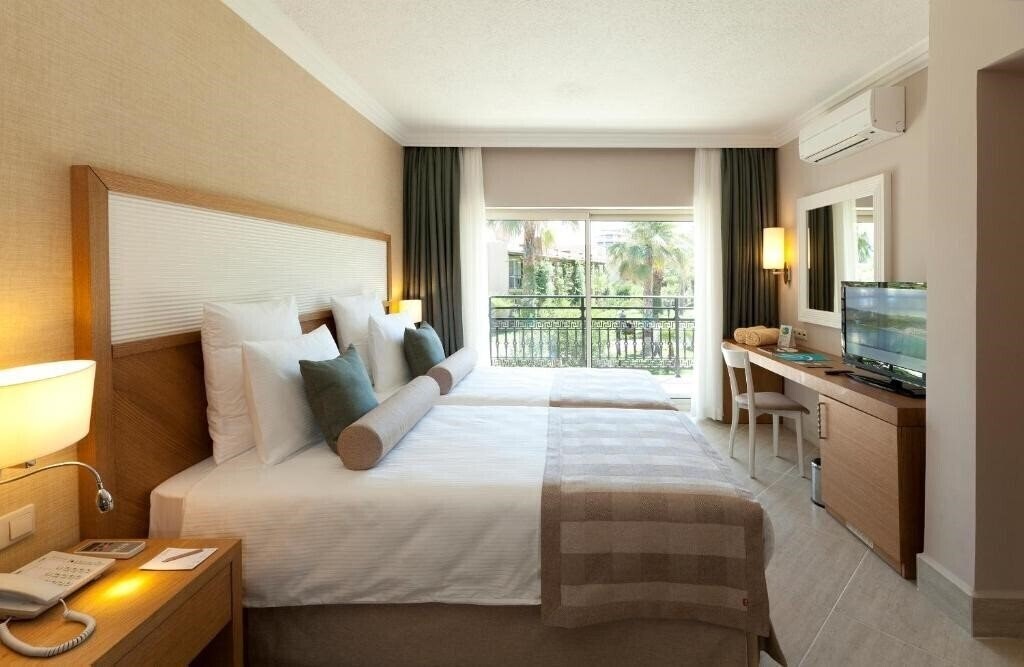 Территория Paloma Oceana Resort 5*