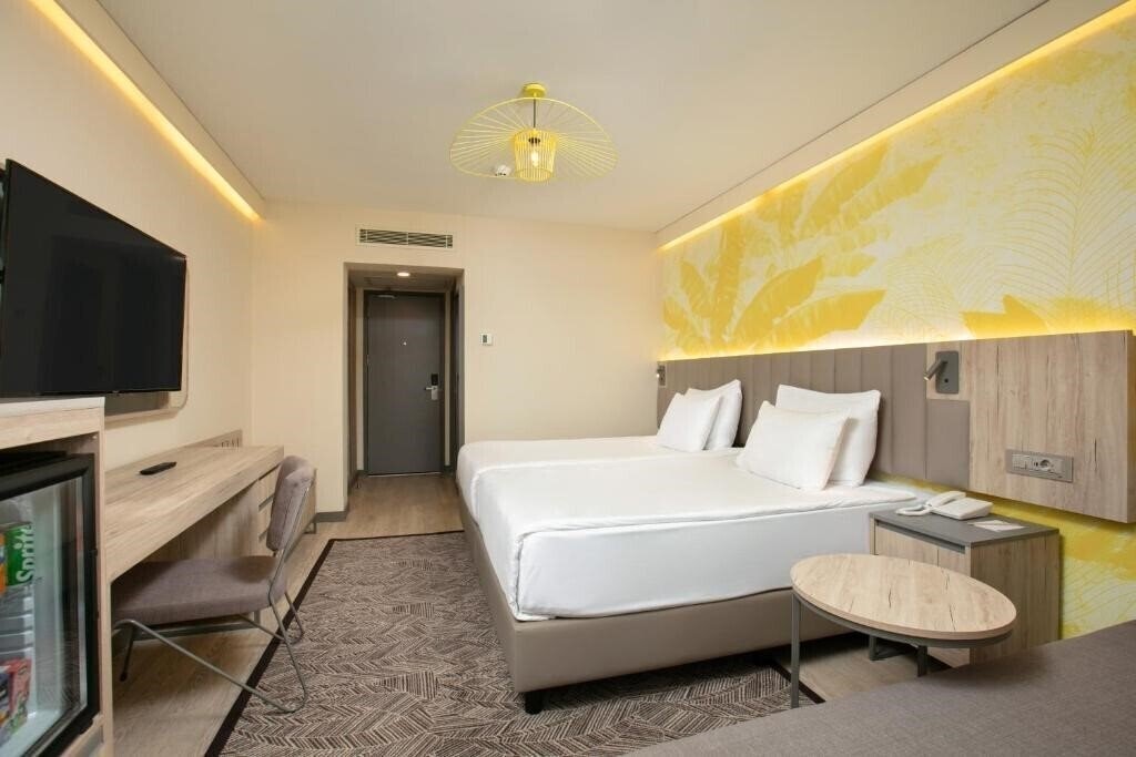 Территория Megasaray Resort Side (ex. Aska Side Grand Prestige Hotel & SPA, Grand Prestige Hotel Side, Aska Side Hotel) 5*