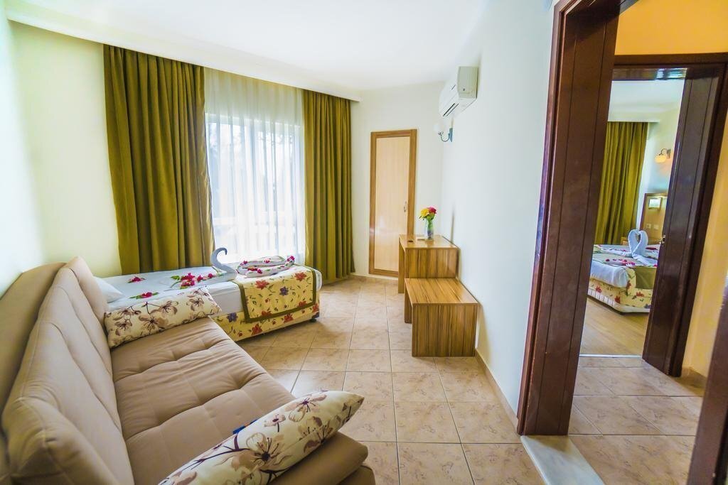 Апартаменты Venus Hotel 4*