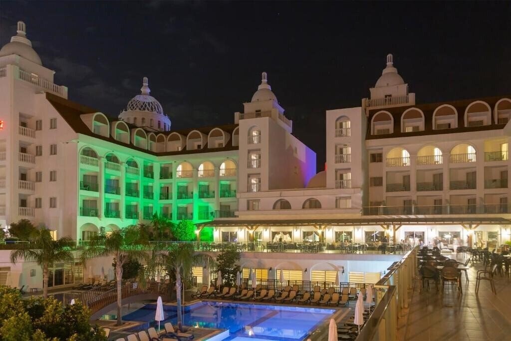 Вид Side Crown Serenity Hotel 5*