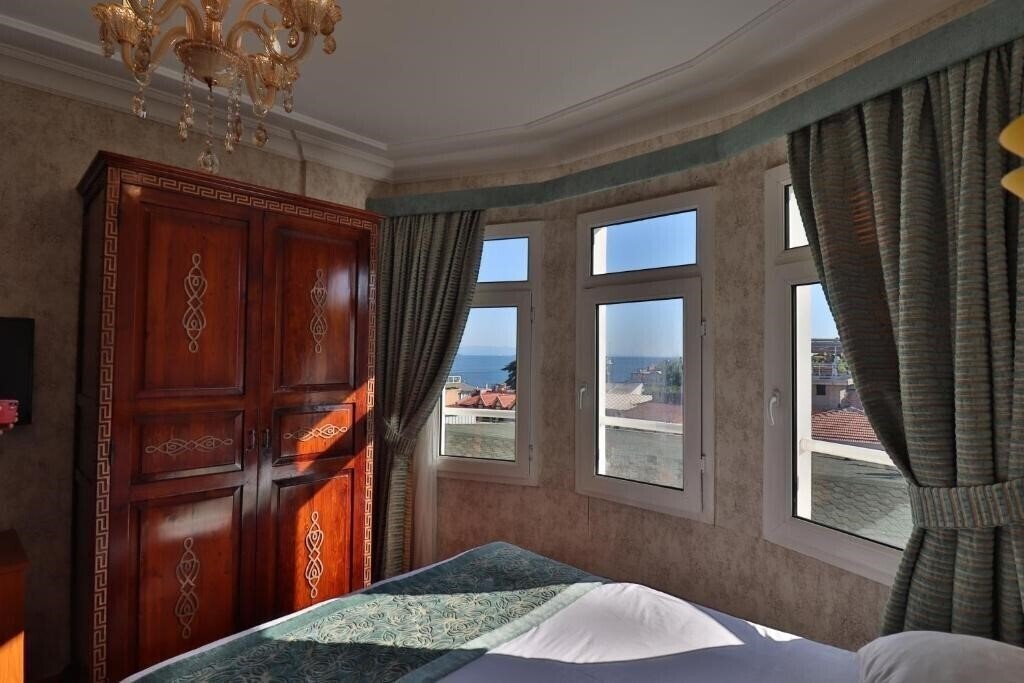 Фото Blue House Hotel & Rooftop (ex. Blue House Hotel, Blue House Hotel Istanbul, Blue House Mavi Ev Hotel) 3*