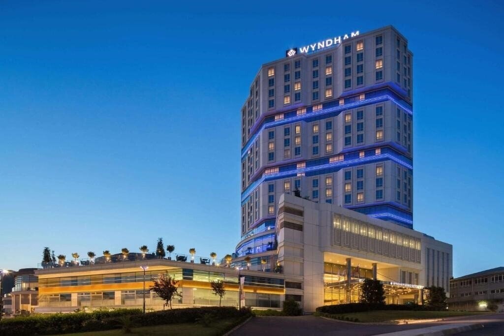 Изображение Wyndham Istanbul Petek 5*
