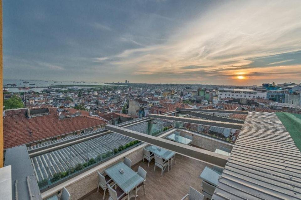 Отель Selenay 3*