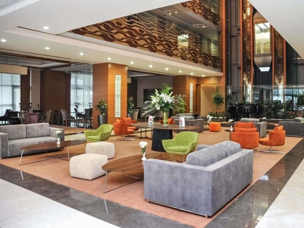 Территория Mercure Istanbul Altunizade 4*