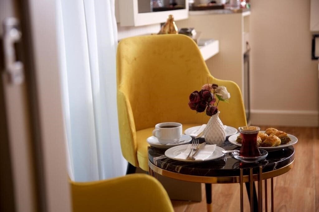 Апартаменты Icon Istanbul Hotel (ex. Icon Hotel Taksim) 4*