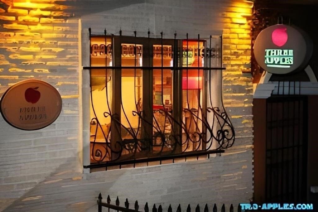 Территория Three Apples Suites & Residence 3*