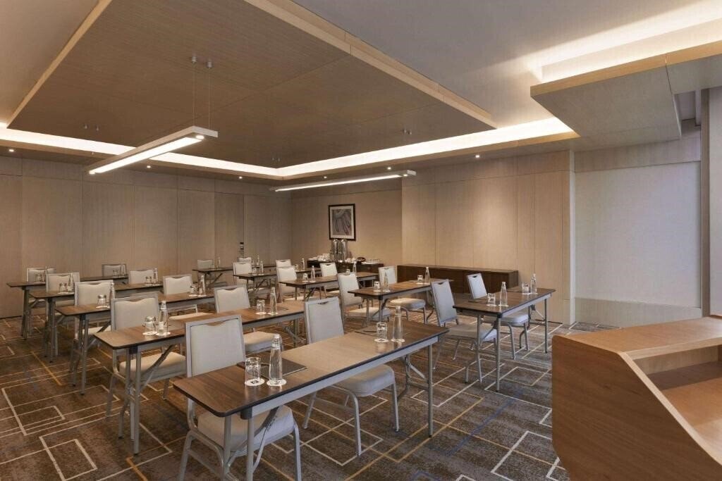 Апартаменты Wyndham Grand Istanbul Levent 5*