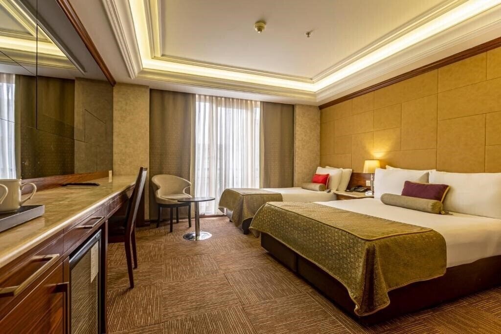 Картинка Eurostars Hotel Old City 4*