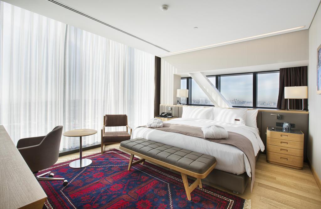 Вид Doubletree By Hilton Avcilar 5*