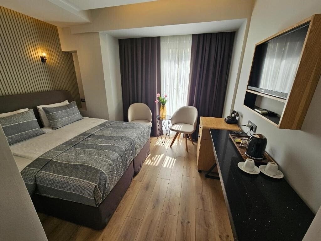 Апартаменти Anthemis Hotel 3*