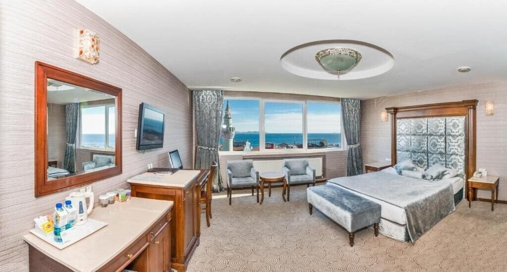 Територія Antis Hotel 4*