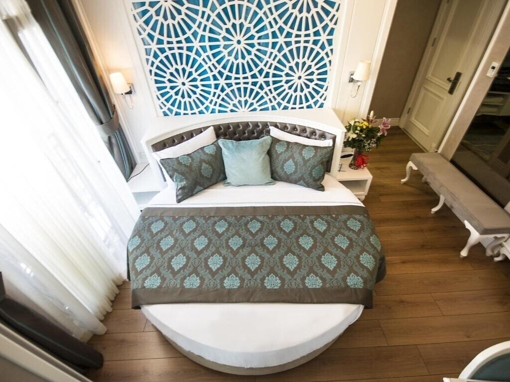 Панорама Antusa Palace Hotel 4*