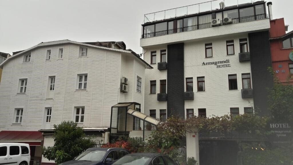 Апартаменты Armagrandi Spina Hotel (ex. The Armagrandi Spina Hotel, Spina) 4*