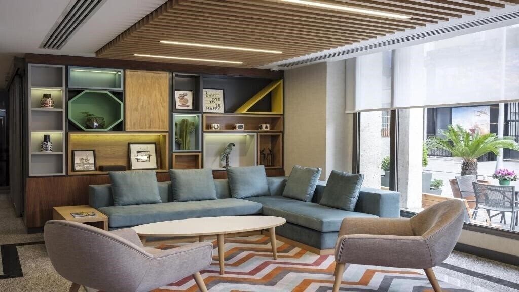 Апартаменты Holiday Inn Istanbul Old City by IHG (ex. Senator, Best Western Premier Senator Hotel) 4*