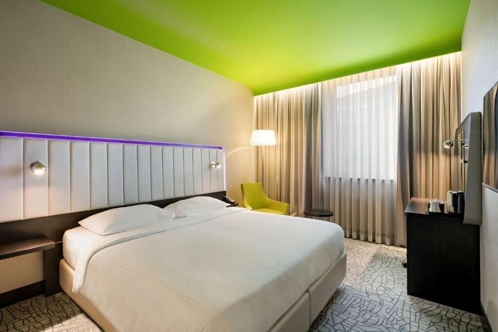 Панорама Park Inn By Radisson 4*