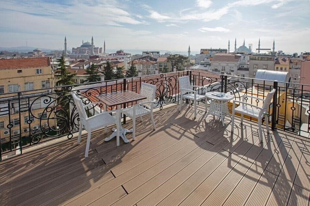 Территория Nowy Efendi Hotel 4*