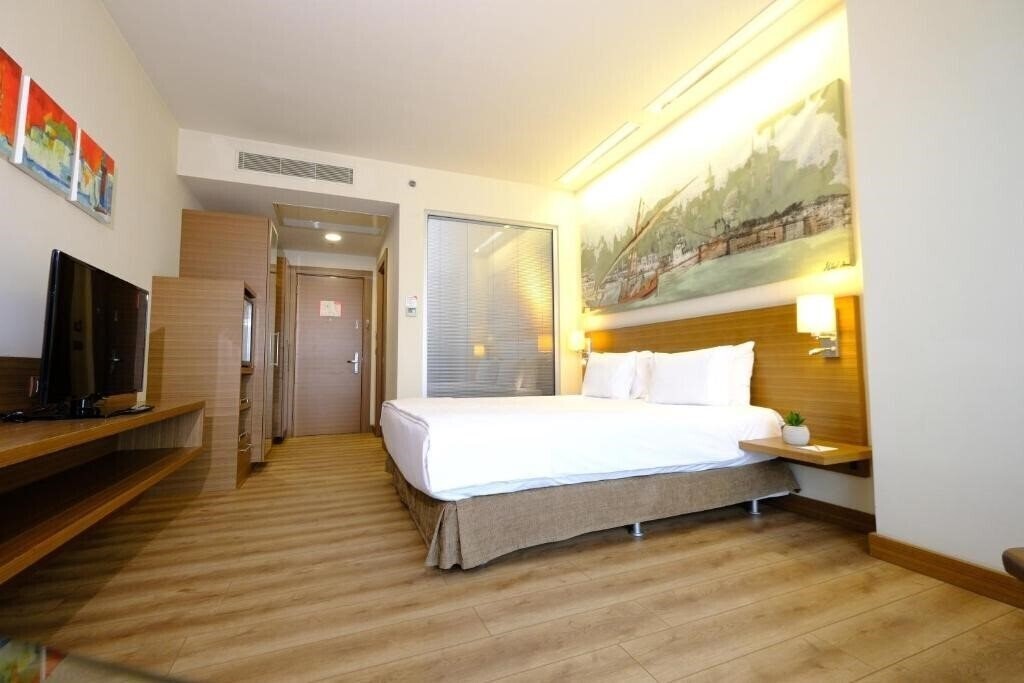 Изображение Gorrion Hotel Istanbul 5*