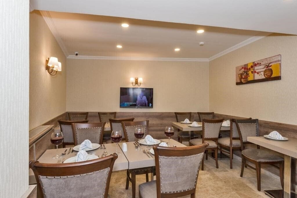 Изображение Alphonse Hotel 3*