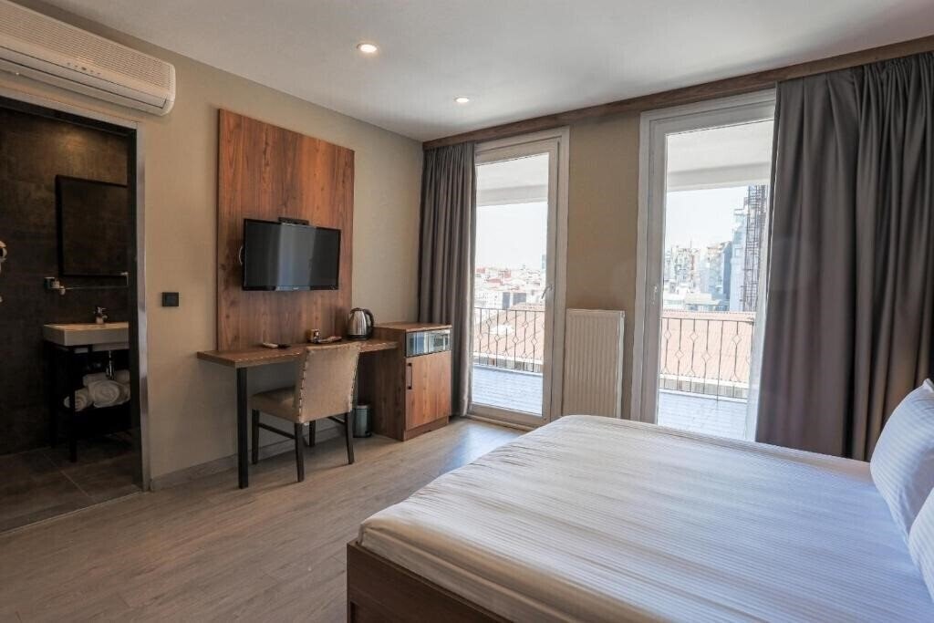 Територія Arach Hotel Harbiye 4*