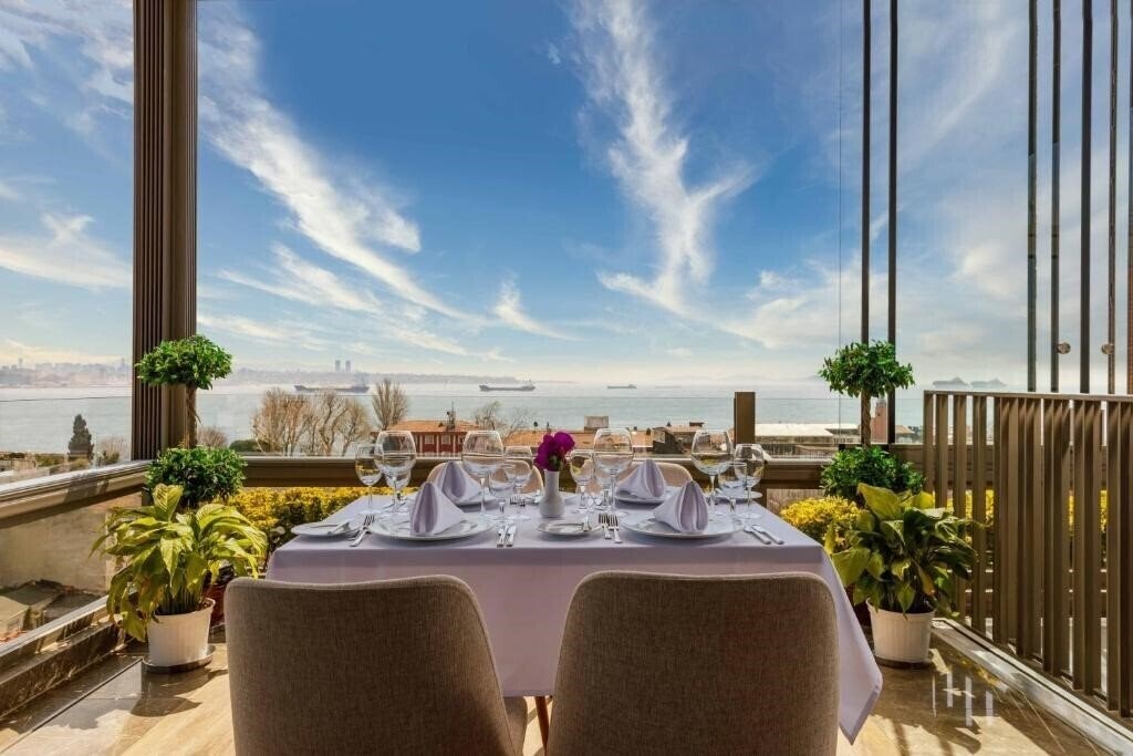 Панорама Amiral Palace Hotel 4*