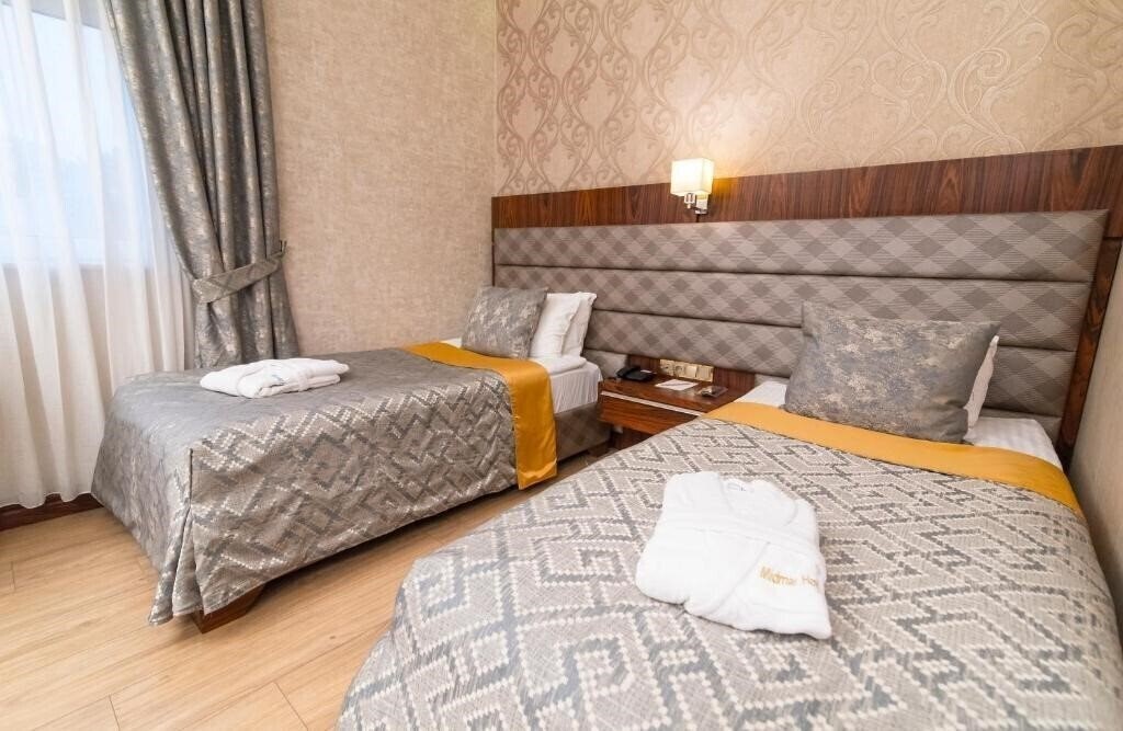 Панорама Midmar Hotel 4*